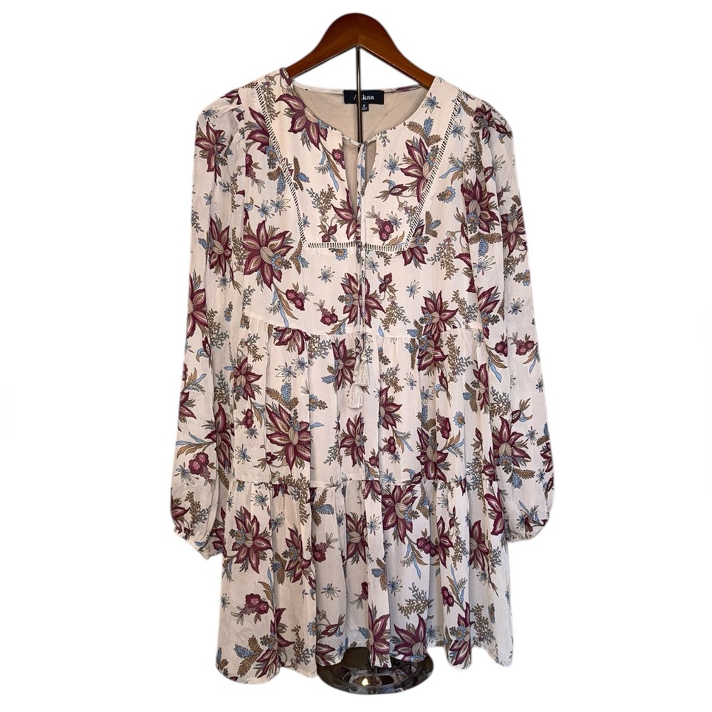 Aakaa floral print long sleeve tiered babydoll dress V-neckline 
boho Size Small